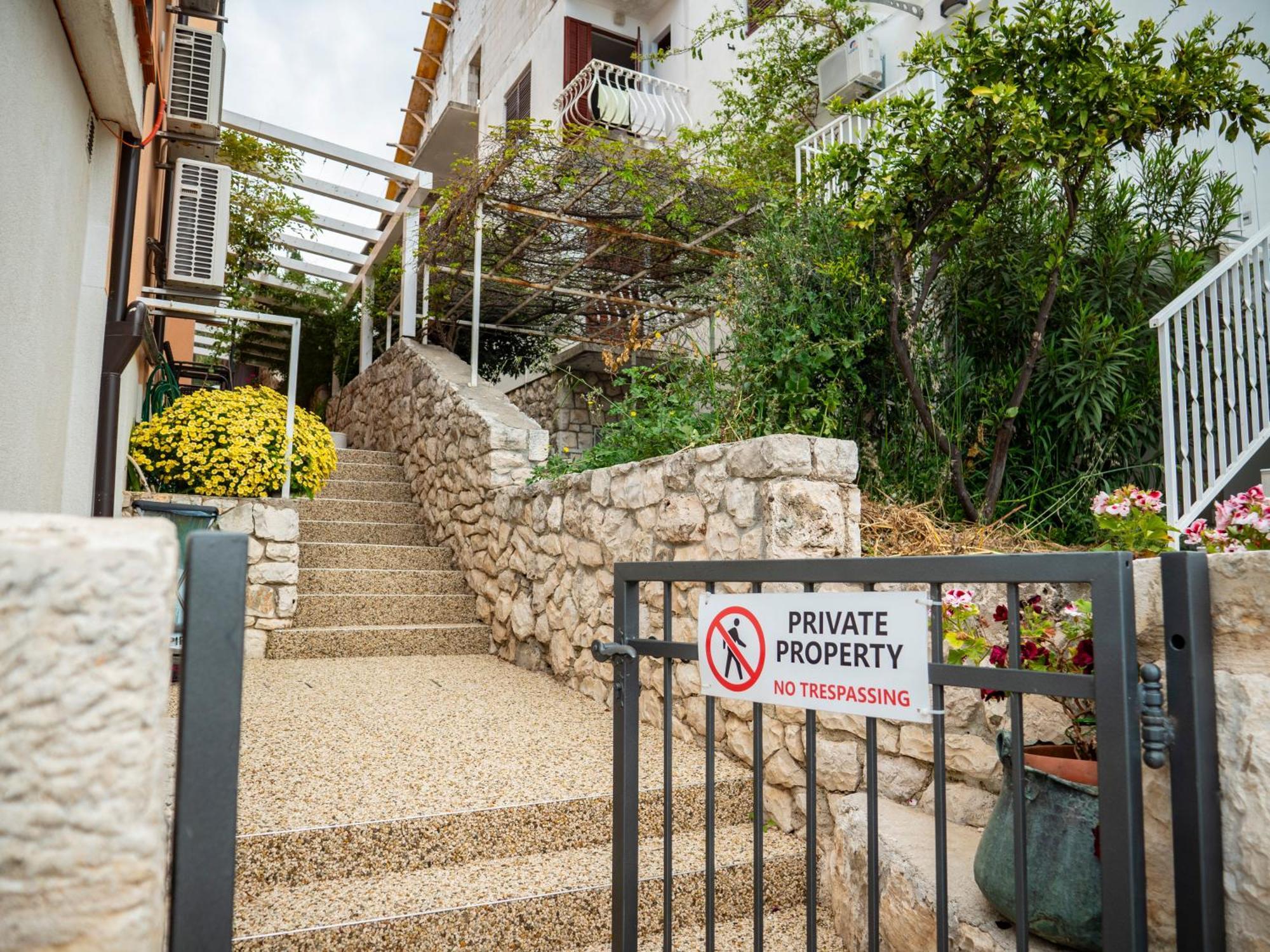 Apartment Jelka- Center Of Hvar Town Buitenkant foto
